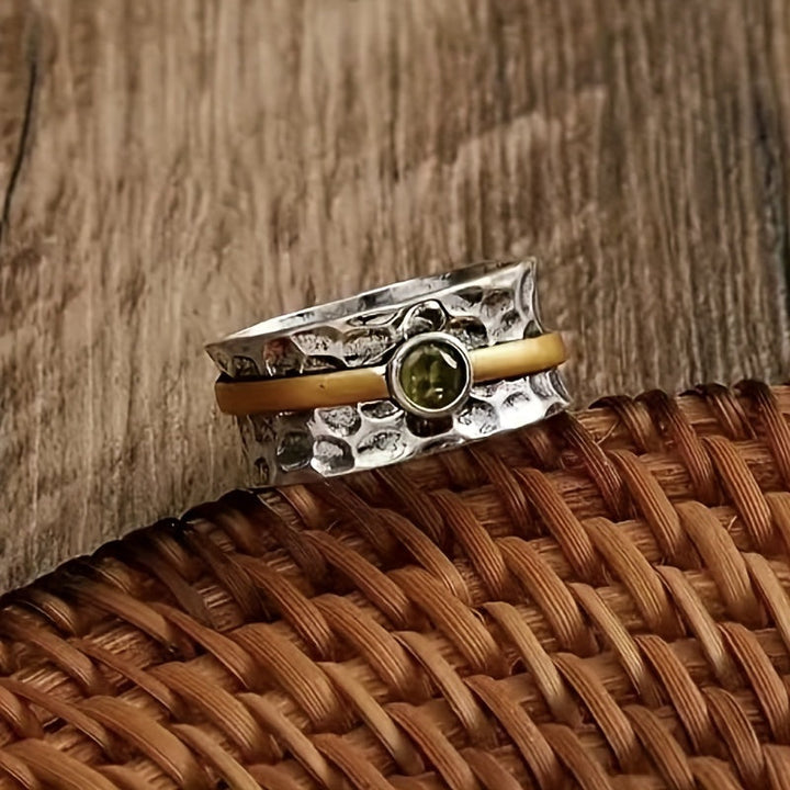 FLORA | STYLISH GREEN RING